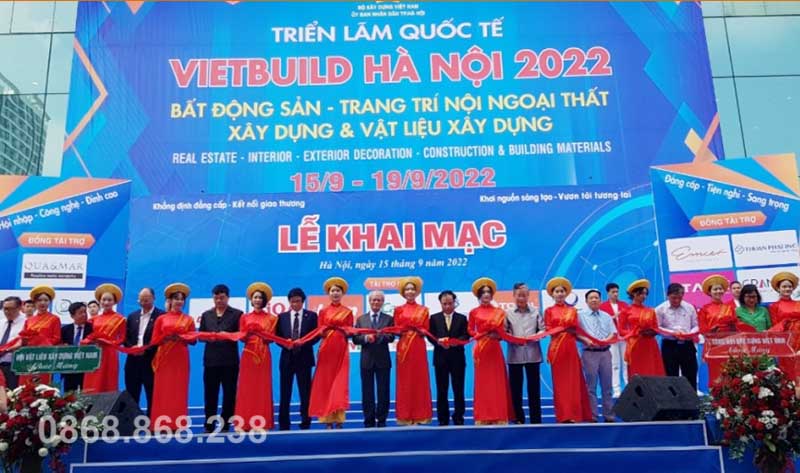 Gỗ Nhựa Việt Ý Tại Vietbuild Hà Nội 2023